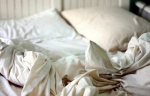 chăn ga gối đệm khách sạn