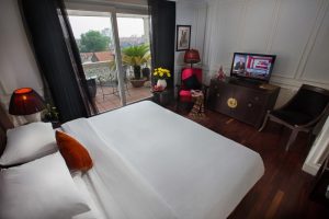 chăn ga gối đệm khách sạn 3 sao