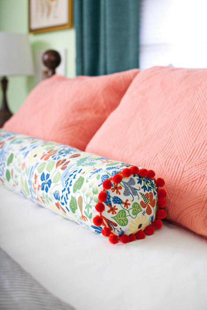 Cách May Ruột Gối Ôm Dài Chuẩn Khách Sạn: Hướng Dẫn Từ A-Z Bởi Chuyên Gia GoldenSilk
