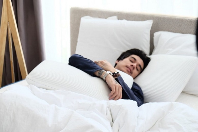 Ruột gối cứng hay mềm mang lại giấc ngủ ngon hơn?