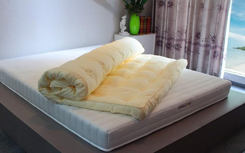 Topper khách sạn tăng độ êm cho đệm